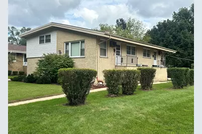 627 Ryan Lane, West Dundee, IL 60118 - Photo 2
