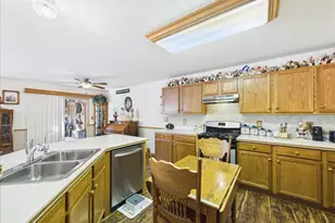 2317 Westfield Ln, Belvidere, IL 61008 - Photo 16