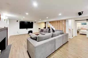 901 Locust Rd, Wilmette, IL 60091 - Photo 42