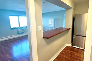 7337 S South Shore Dr, Chicago, IL 60649 - Photo 4