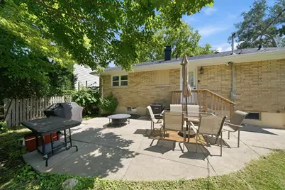 340 Dalton Avenue, Mundelein, IL 60060 - Photo 20