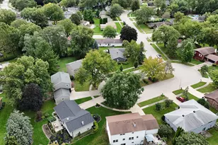 1419 N Madlock Ct, Elgin, IL 60123 - Photo 22