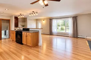 10874 E Flagg Rd, Rochelle, IL 61068 - Photo 4