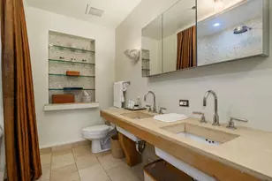 758 N Larrabee St, Chicago, IL 60654 - Photo 24