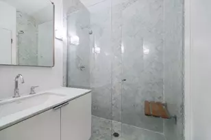 813 W Oakdale Ave, Chicago, IL 60657 - Photo 12
