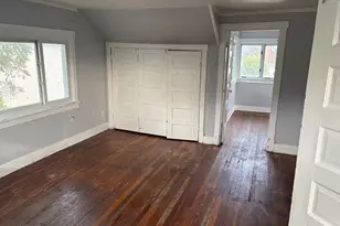 942 W Park Ave, Joliet, IL 60436 - Photo 8