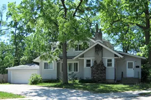 942 W Park Ave, Joliet, IL 60436 - Photo 1
