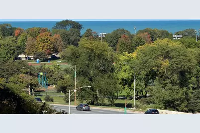 4250 N Marine Drive #905, Chicago, IL 60613 - Photo 30