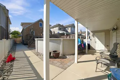 5227 S Mulligan Avenue, Chicago, IL 60638 - Photo 26
