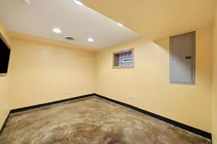 5227 S Mulligan Ave, Chicago, IL 60638 - Photo 8