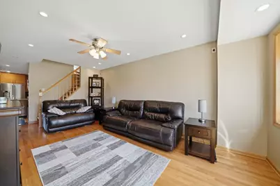 5227 S Mulligan Avenue, Chicago, IL 60638 - Photo 10