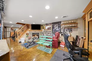 5227 S Mulligan Ave, Chicago, IL 60638 - Photo 4