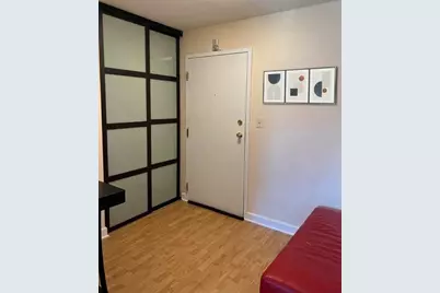 828 Oakton Street #5E, Evanston, IL 60202 - Photo 2