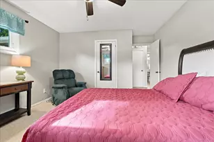 208 Mecherle Dr, Bloomington, IL 61701 - Photo 14