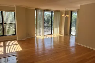 511 Aurora Ave, Naperville, IL 60540 - Photo 2