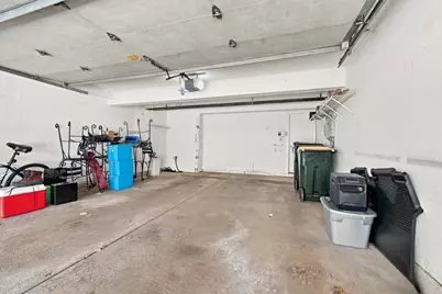 280 W Treehouse Lane, Round Lake, IL 60073 - Photo 16