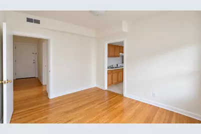 3560 W Cortland Street #2RW, Chicago, IL 60647 - Photo 10