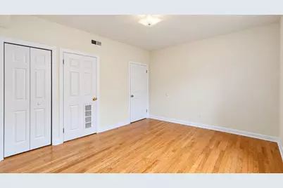3560 W Cortland Street #2RW, Chicago, IL 60647 - Photo 8