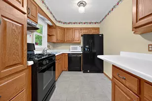 405 Warren Ave, Normal, IL 61761 - Photo 8