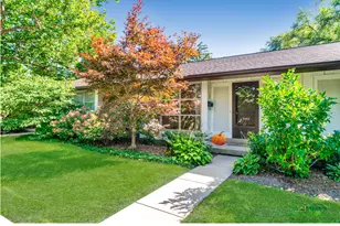 303 Crestwood Village, Northfield, IL 60093 - Photo 1