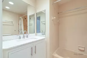 303 Crestwood Village, Northfield, IL 60093 - Photo 18
