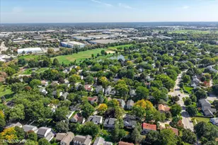 10 Mayflower Rd, Vernon Hills, IL 60061 - Photo 56