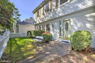 10 Mayflower Rd, Vernon Hills, IL 60061 - Photo 62