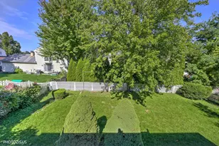 10 Mayflower Rd, Vernon Hills, IL 60061 - Photo 12