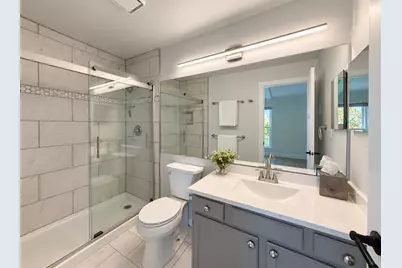 7818 Darien Lake Drive, Darien, IL 60561 - Photo 16