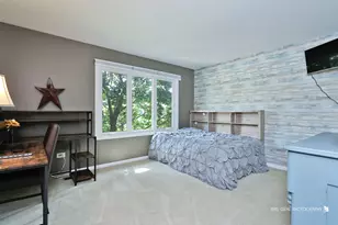 1412 Greenlake Dr, Aurora, IL 60502 - Photo 22