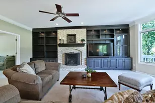 1412 Greenlake Dr, Aurora, IL 60502 - Photo 8