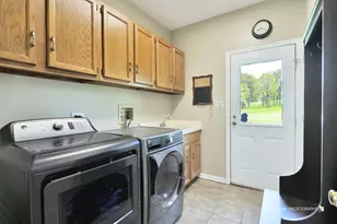 1412 Greenlake Dr, Aurora, IL 60502 - Photo 14