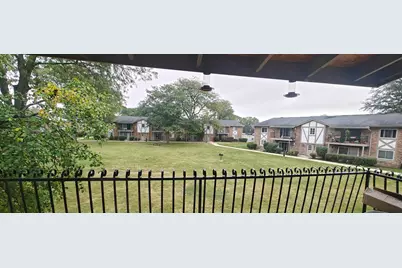 9S025 Lake Drive #10-206, Willowbrook, IL 60527 - Photo 12