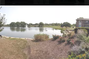 9S025 Lake Dr, Willowbrook, IL 60527 - Photo 14