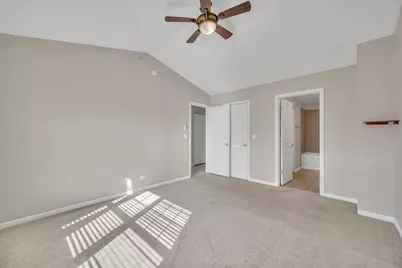 1260 Evergreen Avenue, Des Plaines, IL 60016 - Photo 16