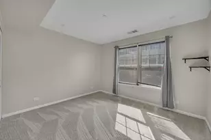 1260 Evergreen Ave, Des Plaines, IL 60016 - Photo 10