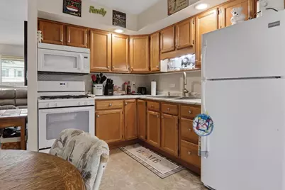 1402 Mount Vernon Drive, Bloomington, IL 61704 - Photo 6