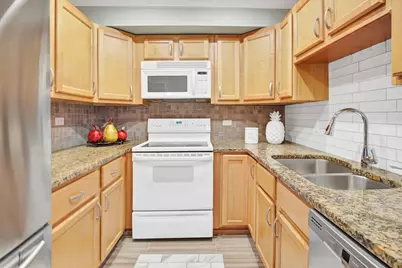 1783 W Algonquin Road #3A, Mount Prospect, IL 60056 - Photo 4
