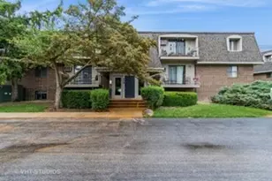 214 E Bailey Rd, Naperville, IL 60565 - Photo 2