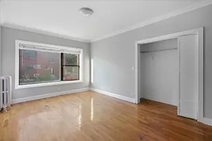 1940 E 73rd St, Chicago, IL 60649 - Photo 6