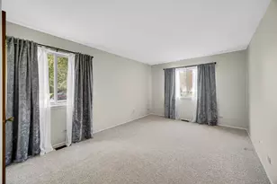 235 Blossom Ct, Buffalo Grove, IL 60089 - Photo 12