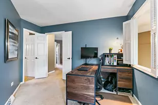 1606 Cypress Ct, Hoffman Estates, IL 60169 - Photo 26