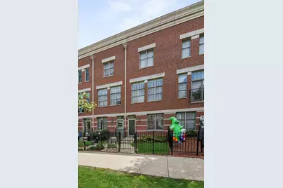 865 N May Street, Chicago, IL 60642 - Photo 1