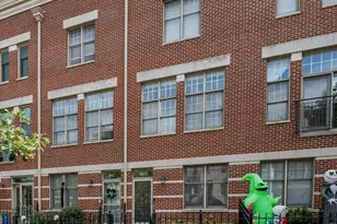865 N May St, Chicago, IL 60642 - Photo 1