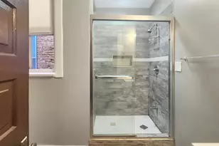 2333 S Lawndale Ave, Chicago, IL 60623 - Photo 18