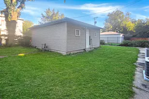 2333 S Lawndale Ave, Chicago, IL 60623 - Photo 40
