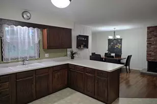 3926 Elva Ln, Rockford, IL 61101 - Photo 6