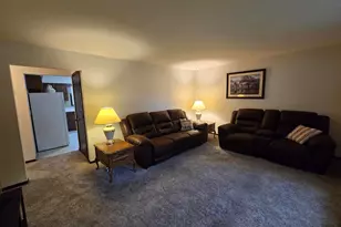 3926 Elva Ln, Rockford, IL 61101 - Photo 2
