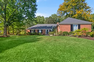 79 Mark Dr, Hawthorn Woods, IL 60047 - Photo 1