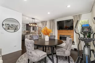 568 Cambridge Dr, Grayslake, IL 60030 - Photo 12